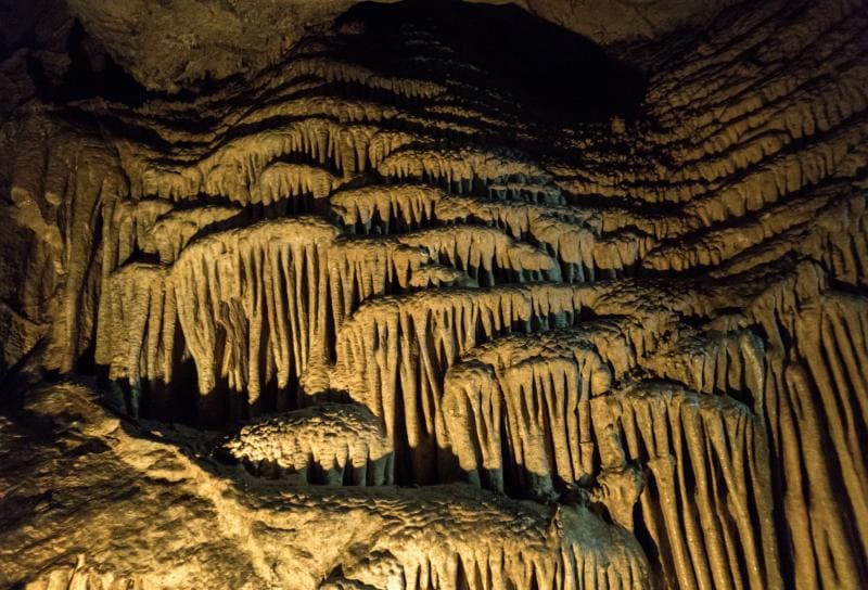 Мамонтовая пещера