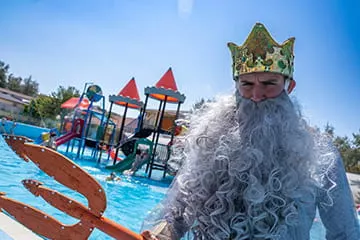 АзовЛенд - отель в Крыму на берегу моря с бассейном