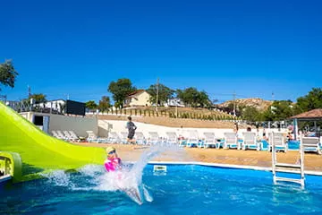АзовЛенд - отель в Крыму на берегу моря с бассейном
