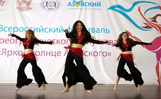Фестиваль хореографического искусства «Яркое Солнце Азовского»