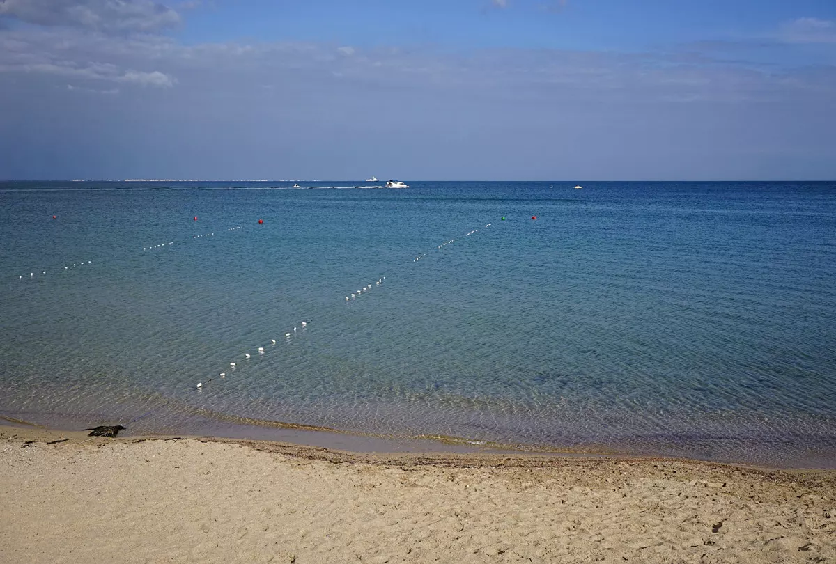 Пляжи Заозерного в Крыму