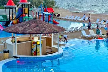 Семейный отель АзовЛенд - отдых в Крыму все включено