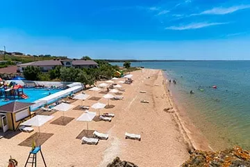 АзовЛенд - отель в Крыму на берегу моря с бассейном