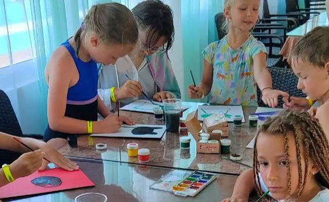 Программа фестивалей на октябрь в «Азовском»
