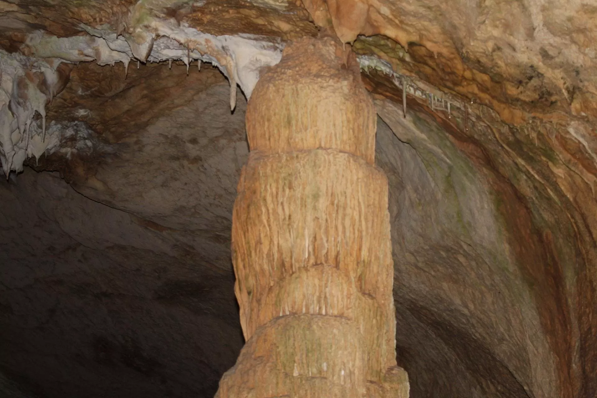 Мраморная пещера