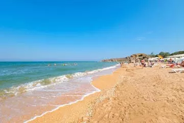 Отель в Крыму с собственным пляжем и бассейном