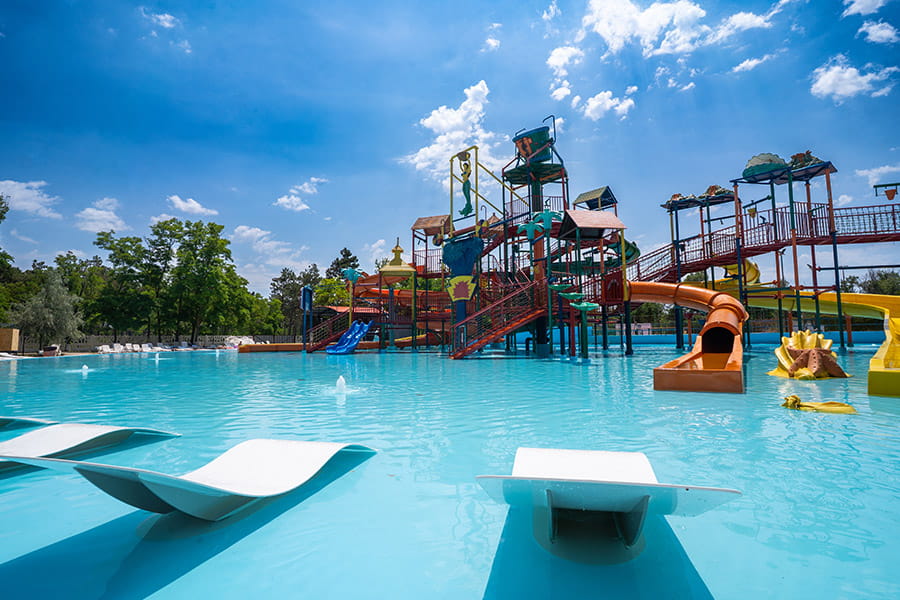 Аквапарк Остров Сокровищ в Курортном комплексе Азовский Крым