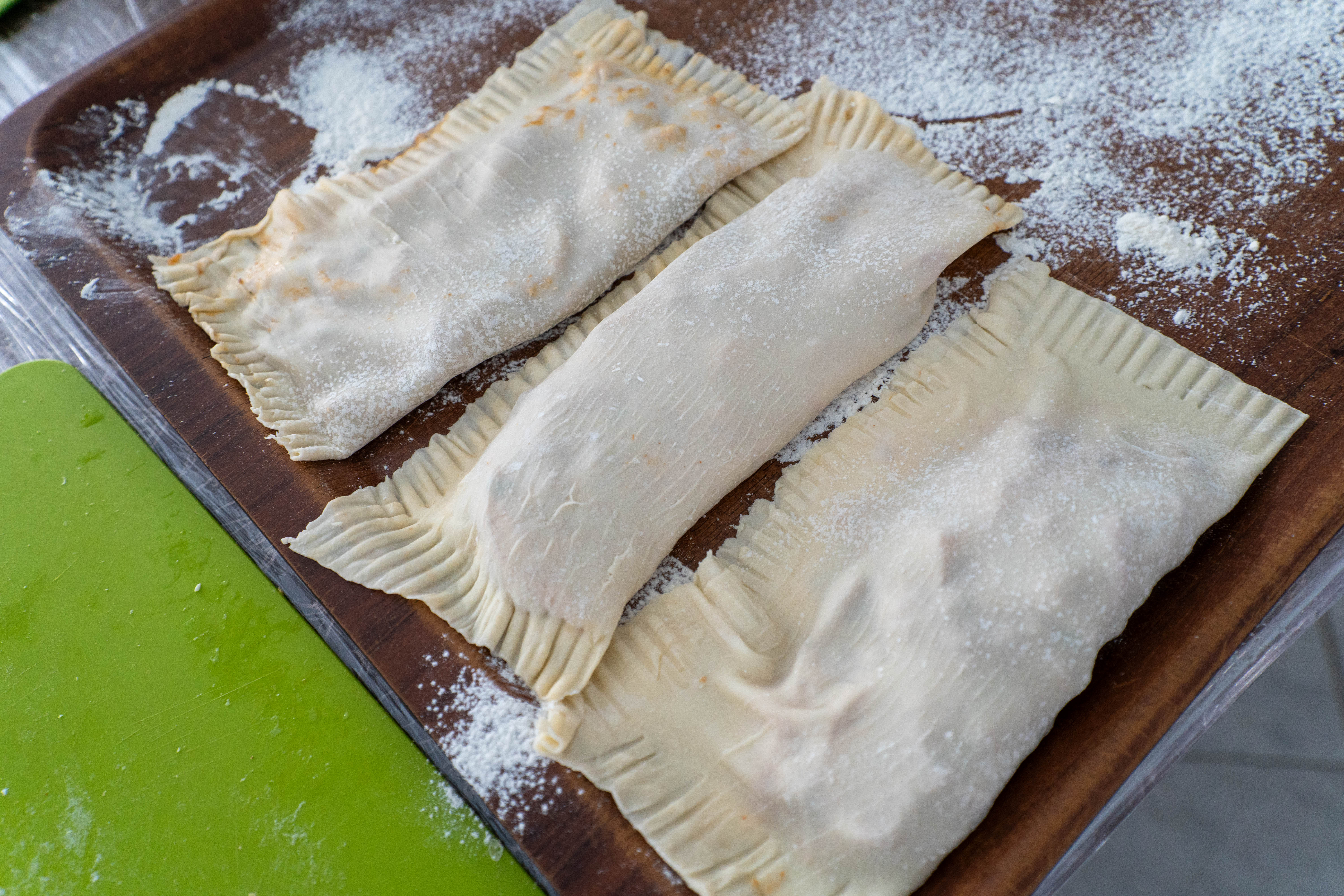 Приготовление чебуреков в Крыму