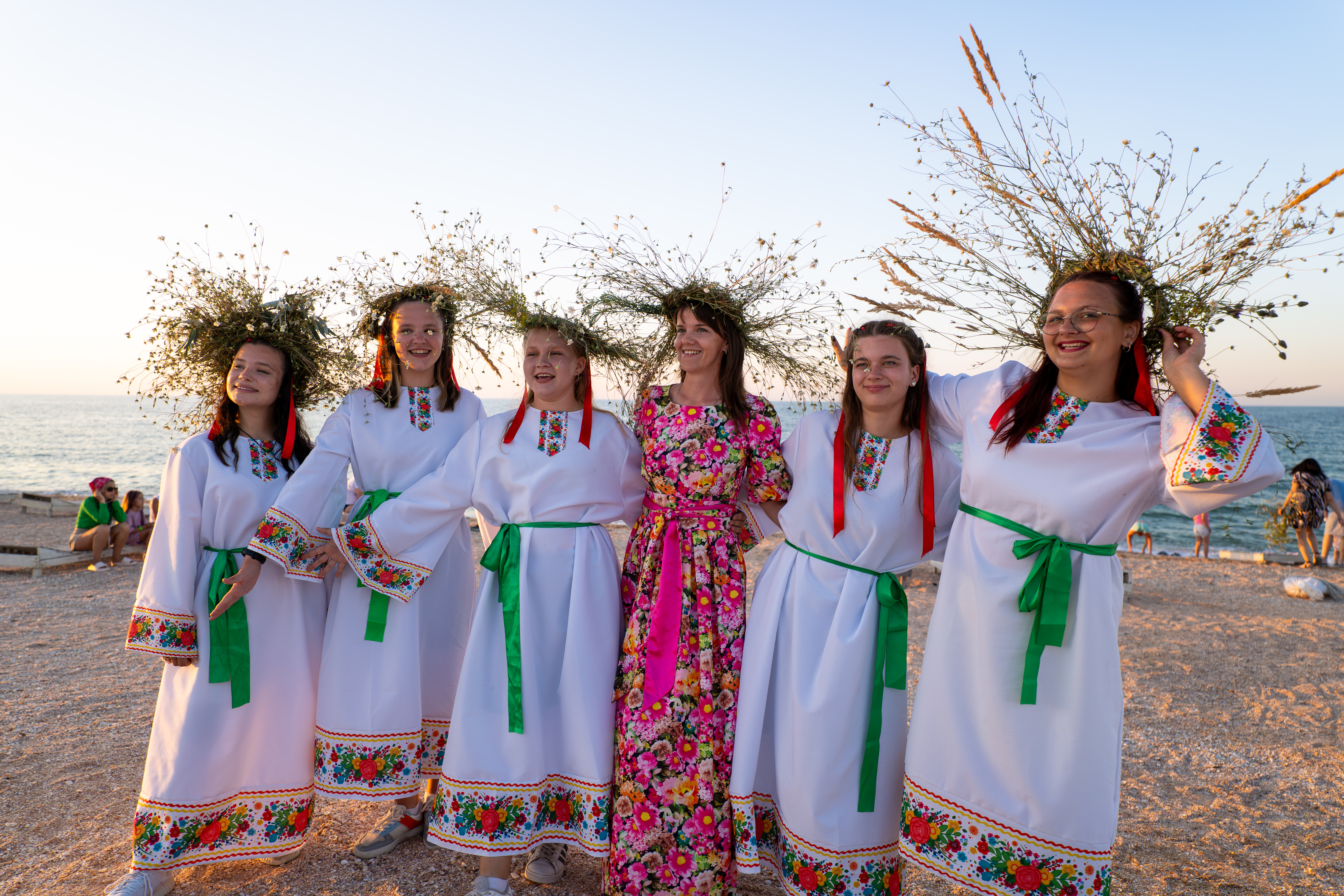 Ночь на Ивана Купалу в Курортном комплексе «Азовский» Крым