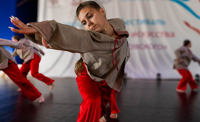Фестиваль хореографического искусства «Яркое Солнце Азовского»
