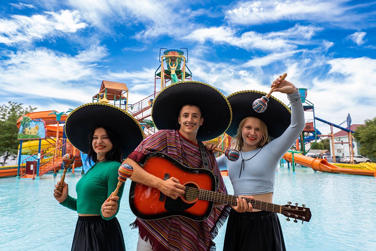 Фестивали в курортном комплексе Азовский