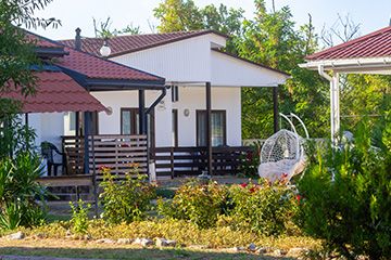 Территория курортного комплекса Азовский Крым