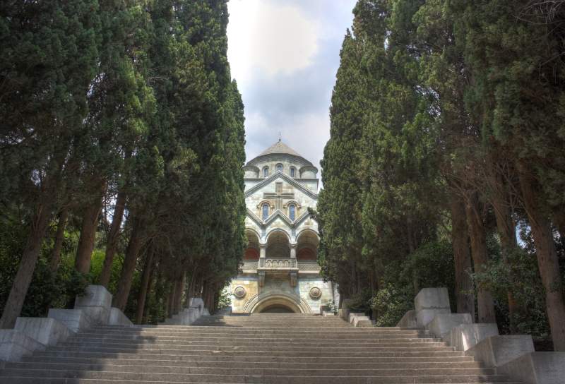 Армянская церковь в Ялте - фото