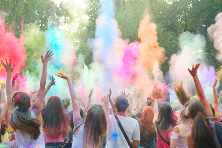 Фестиваль красок в Крыму 2021