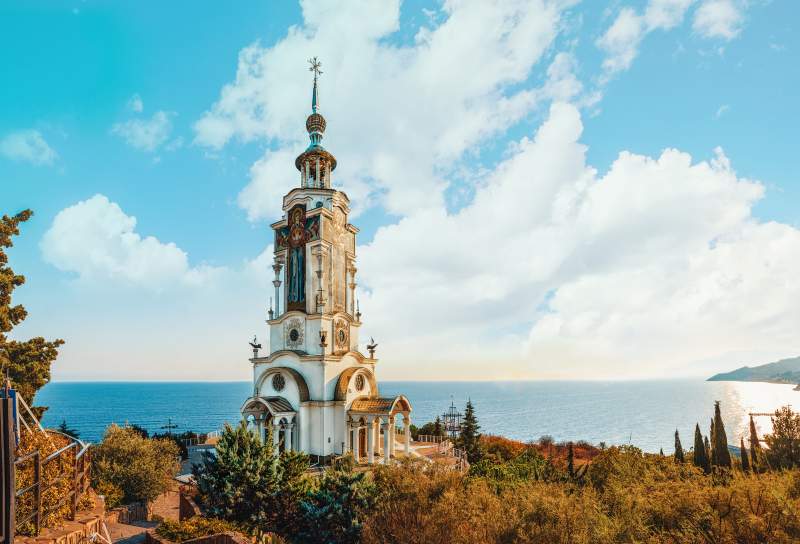 Храм-маяк Святителя Николая Чудотворца фото