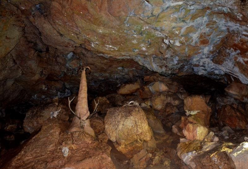 Ялтинская пещера Ай-Петри в Крыму