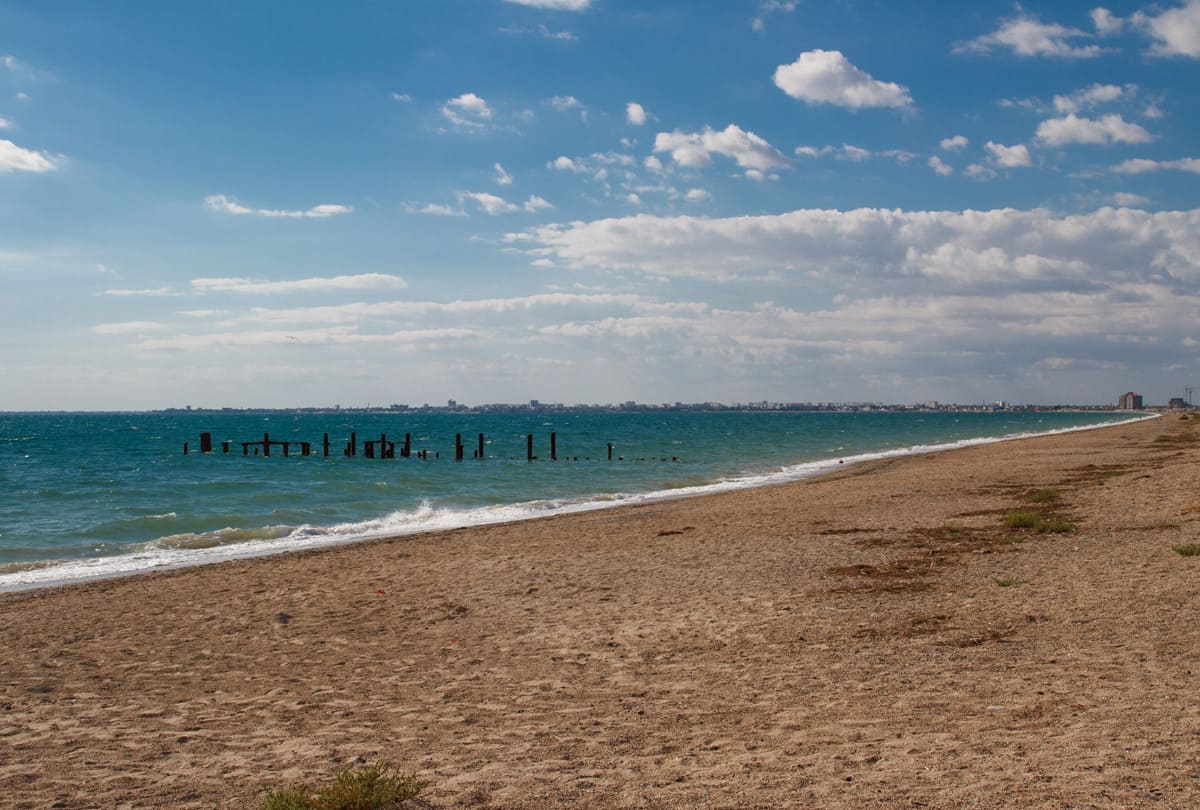 Пляжи Евпатории – фото, описание, особенности, как добраться - Азовский
