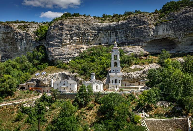 Успенский пещерный монастырь в Крыму