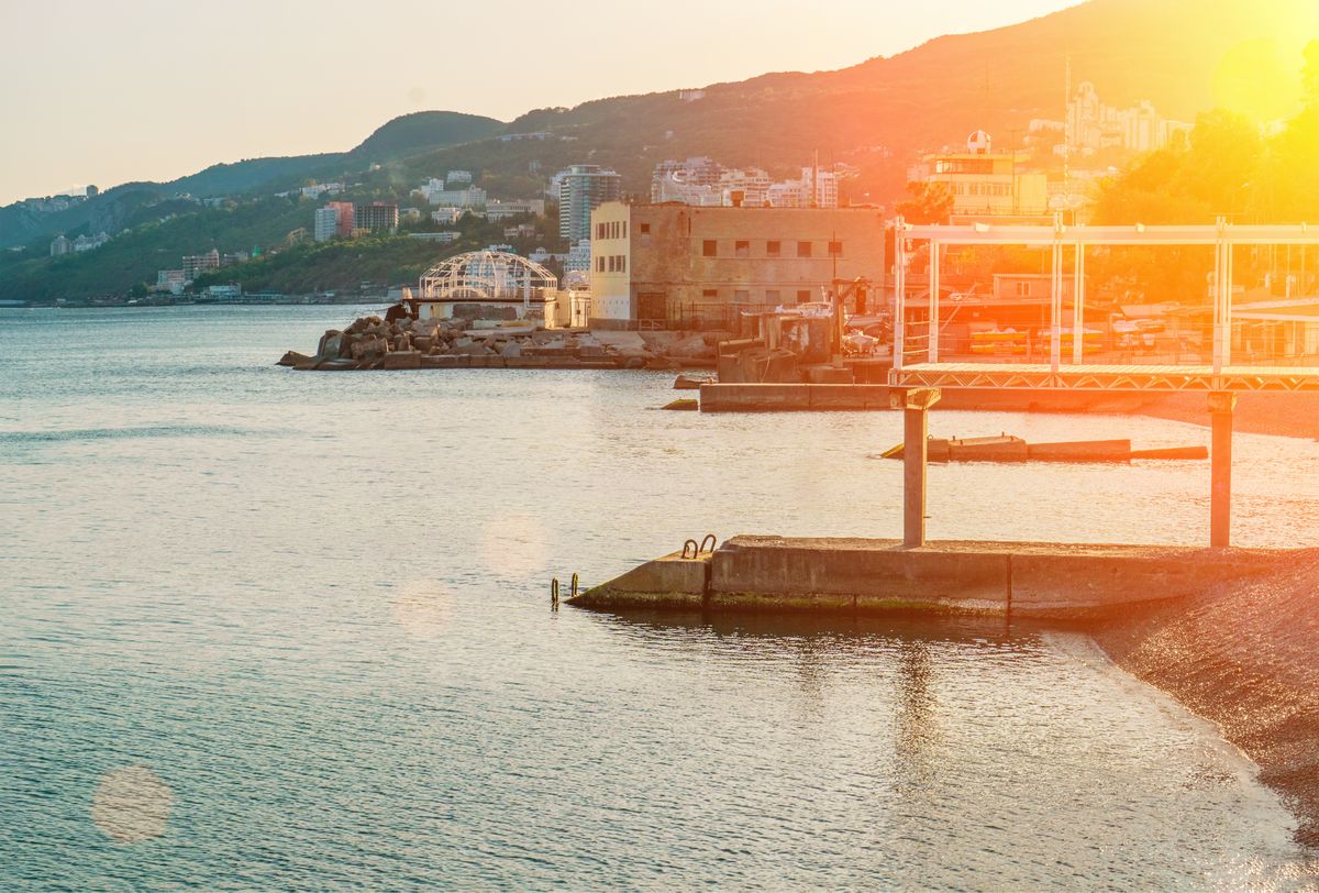 Массандровский пляж в Ялте Крым