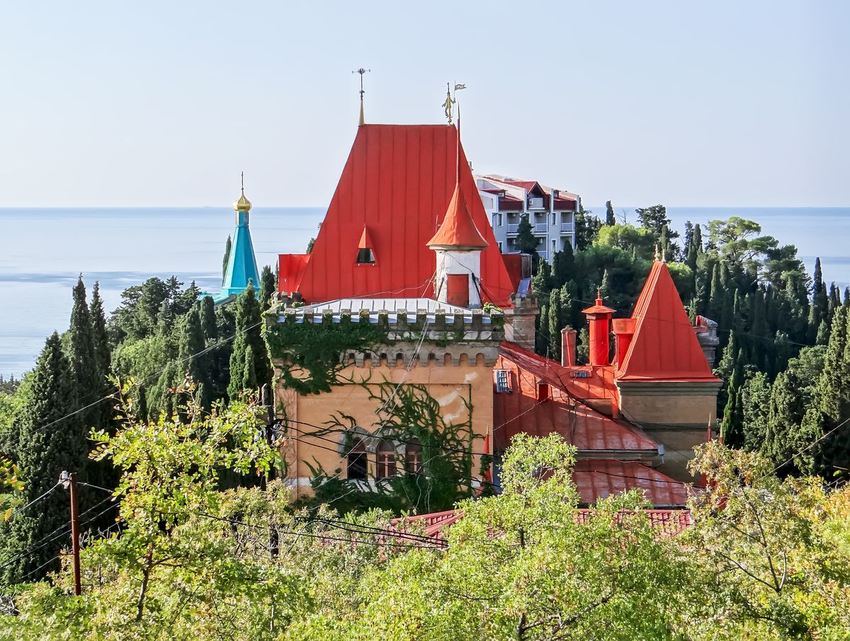 Где находится Мыс Плака