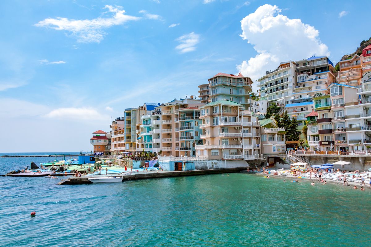 Поселок Утес Крым