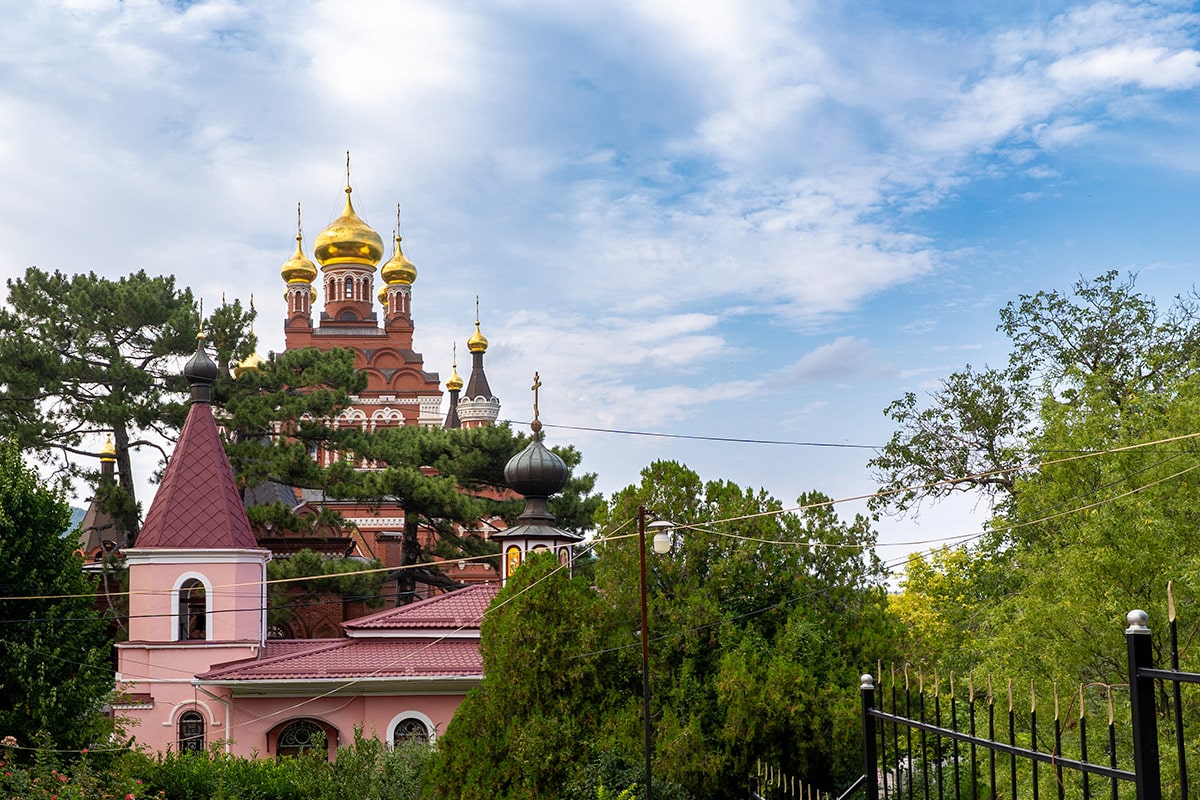 Где находится Топловский женский монастырь в Крыму