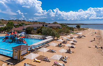 АзовЛенд семейный отель Крым