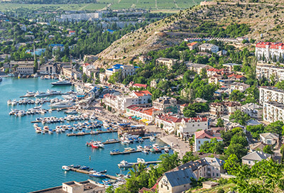 Таврическая набережная в Балаклаве